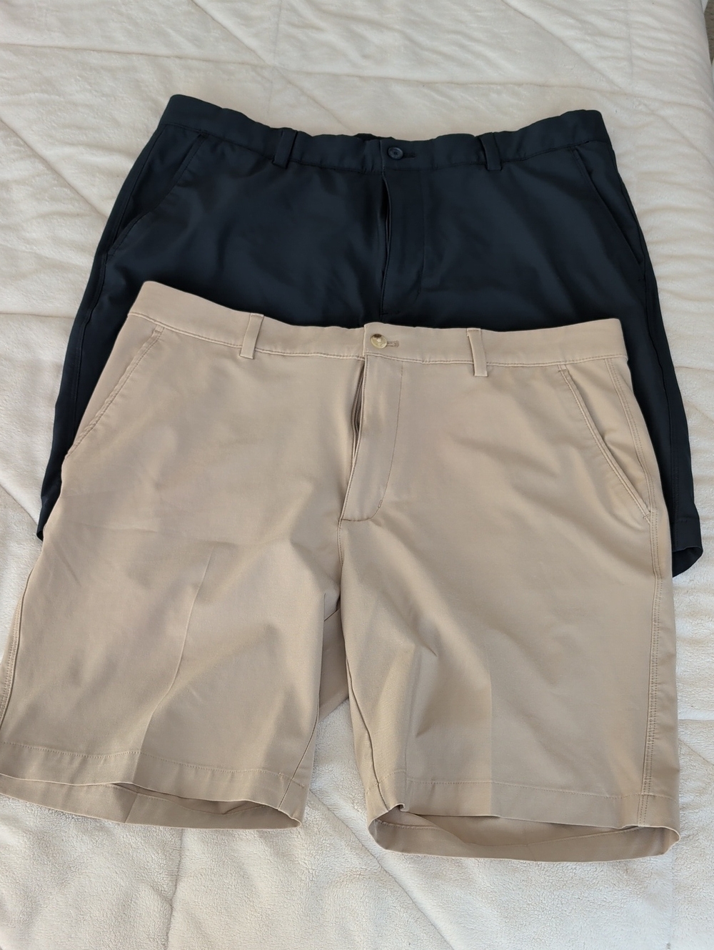 Greg Norman Men's Shorts in Navy and Tan